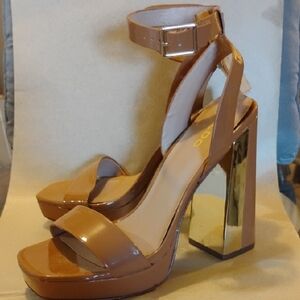 Aldo Glossy Beige and Metallic Block Heels